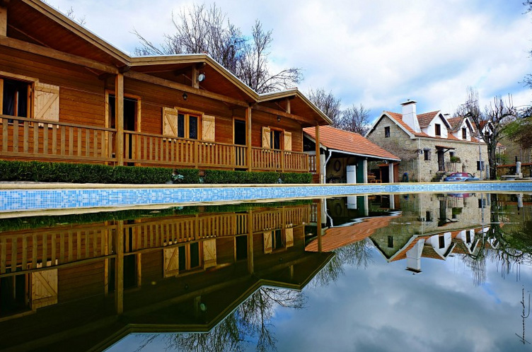 Casa dos Moinhos do Cho do Mosteiro